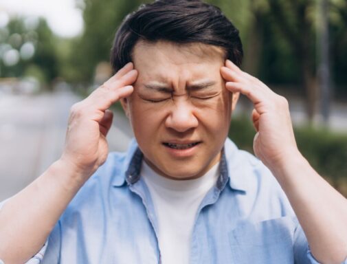 Une personne sur trois souffrant de migraines pourrait &ecirc;tre confront&eacute;e &agrave; un risque accru d&rsquo;accident vasculaire c&eacute;r&eacute;bral